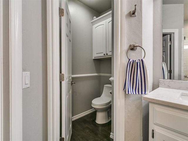 3141 Viewmont Court, Edmond, OK 73003
