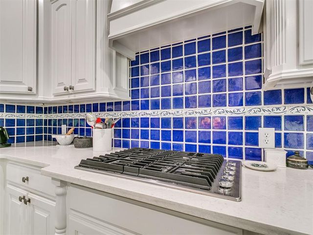 3141 Viewmont Court, Edmond, OK 73003