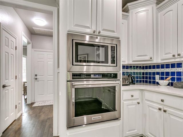3141 Viewmont Court, Edmond, OK 73003