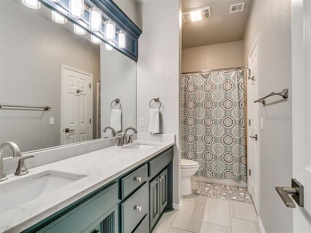 3141 Viewmont Court, Edmond, OK 73003