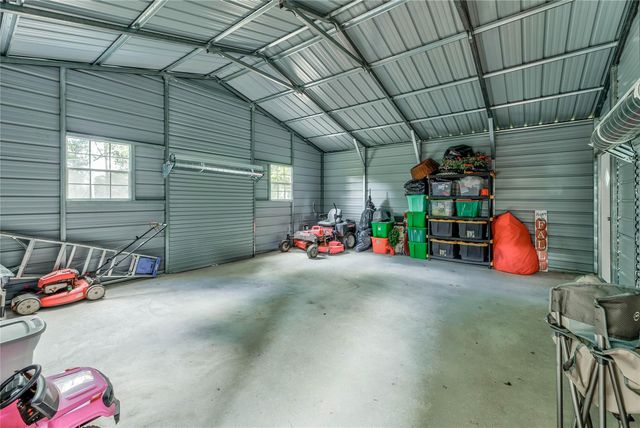 615 N Drew Avenue, Livingston, TX 77351