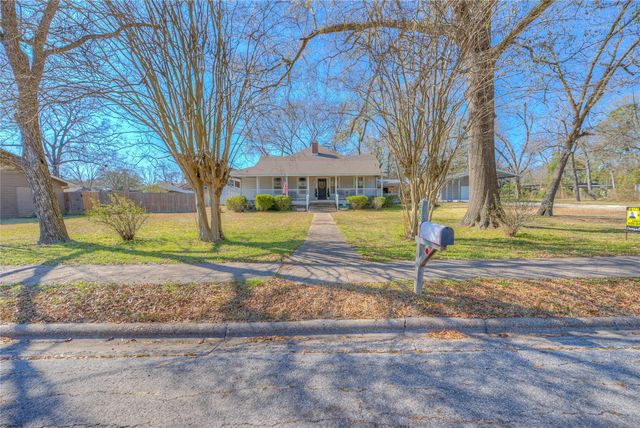 615 N Drew Avenue, Livingston, TX 77351