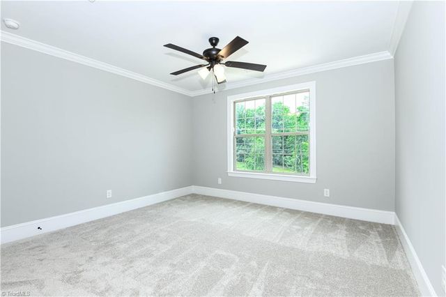 5483 Meadowlark Court, Winston-salem, NC 27106