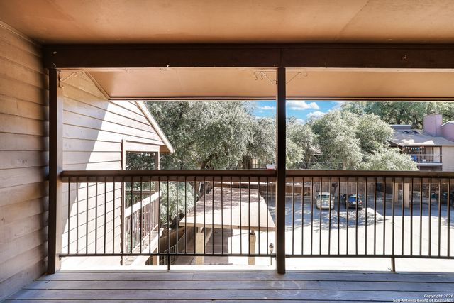 8633 Datapoint Dr Apt 224, San Antonio, TX 78229