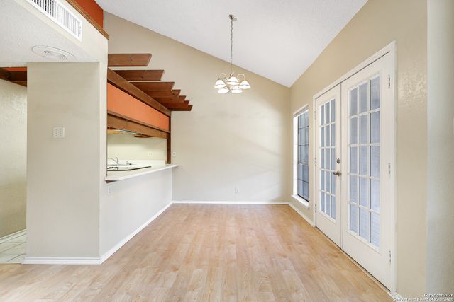 8633 Datapoint Dr Apt 224, San Antonio, TX 78229