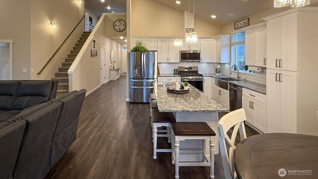 209 Fenway Court, Napavine, WA 98532