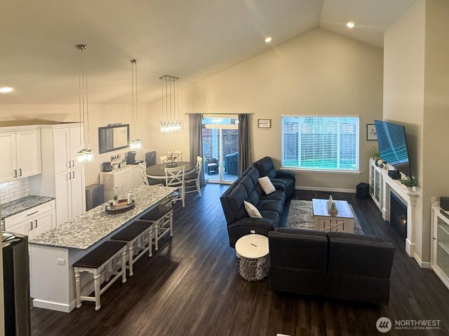 209 Fenway Court, Napavine, WA 98532