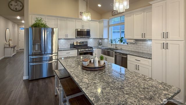 209 Fenway Court, Napavine, WA 98532