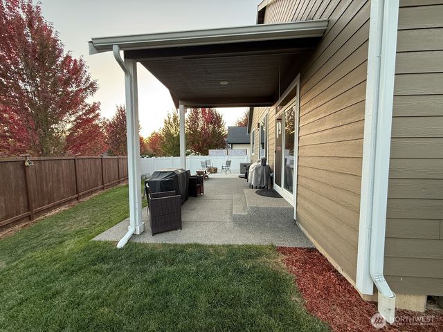 209 Fenway Court, Napavine, WA 98532