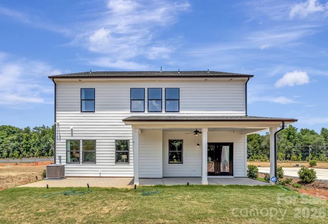 11200 Lochmere Road, Charlotte, NC 28278