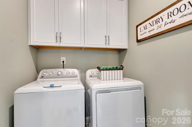 11200 Lochmere Road, Charlotte, NC 28278
