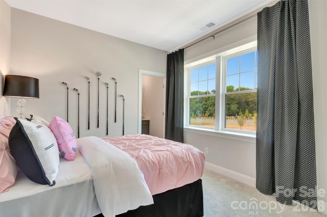 11200 Lochmere Road, Charlotte, NC 28278
