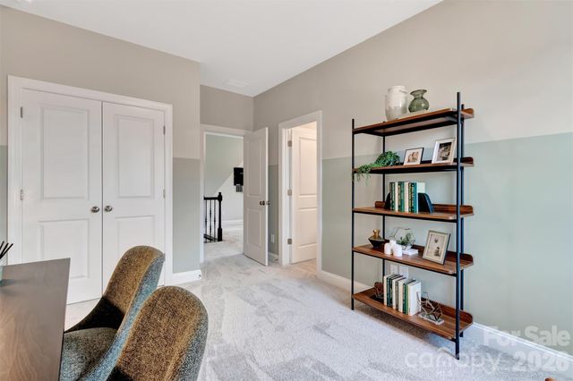 11200 Lochmere Road, Charlotte, NC 28278