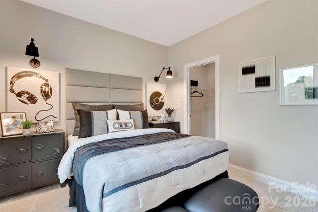 11200 Lochmere Road, Charlotte, NC 28278