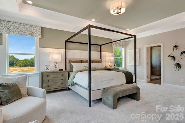 11200 Lochmere Road, Charlotte, NC 28278