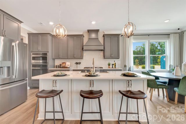 11200 Lochmere Road, Charlotte, NC 28278
