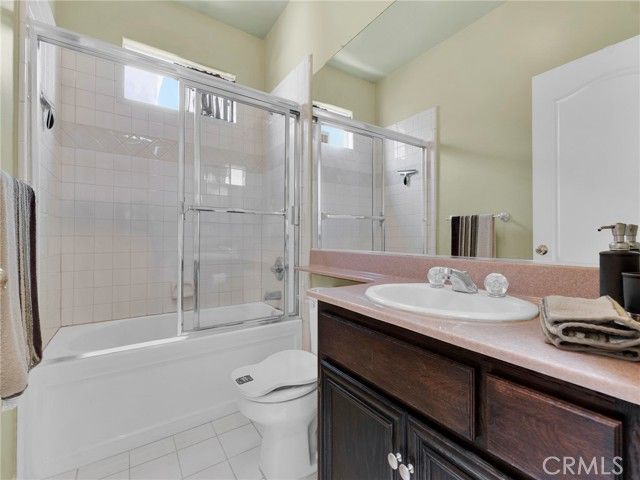 5242 Vesper 7, Sherman Oaks, CA 91411