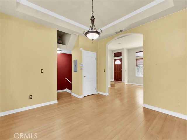 5242 Vesper 7, Sherman Oaks, CA 91411