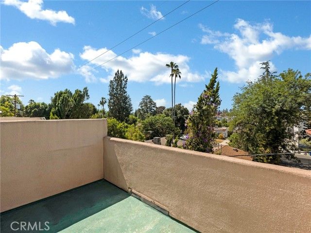 5242 Vesper 7, Sherman Oaks, CA 91411