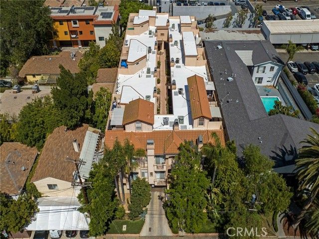 5242 Vesper 7, Sherman Oaks, CA 91411