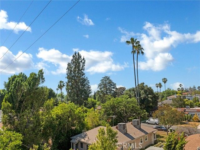 5242 Vesper 7, Sherman Oaks, CA 91411