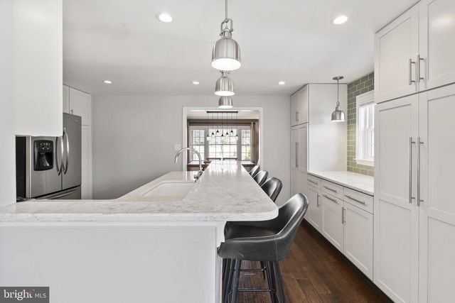 626 PENLLYN BLUE BELL PIKE, Blue Bell, PA 19422