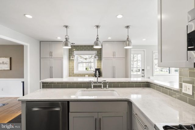 626 PENLLYN BLUE BELL PIKE, Blue Bell, PA 19422