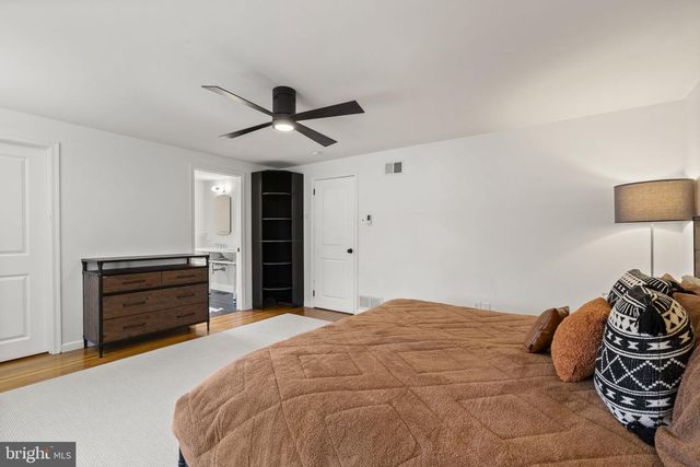 626 PENLLYN BLUE BELL PIKE, Blue Bell, PA 19422