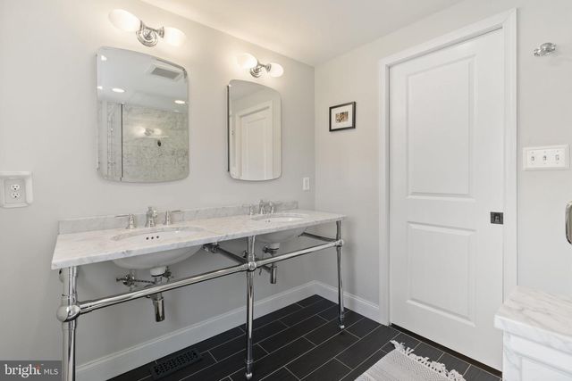 626 PENLLYN BLUE BELL PIKE, Blue Bell, PA 19422