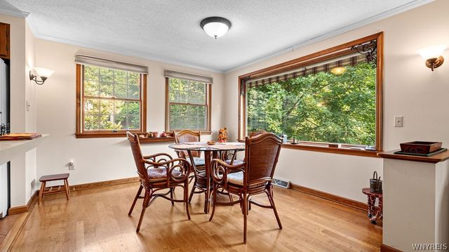 35 Lehn Springs Drive, Amherst, NY 14221