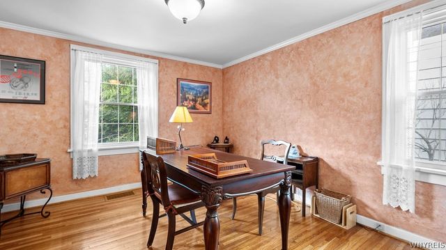 35 Lehn Springs Drive, Amherst, NY 14221