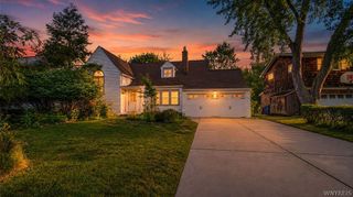 35 Lehn Springs Drive, Amherst, NY 14221