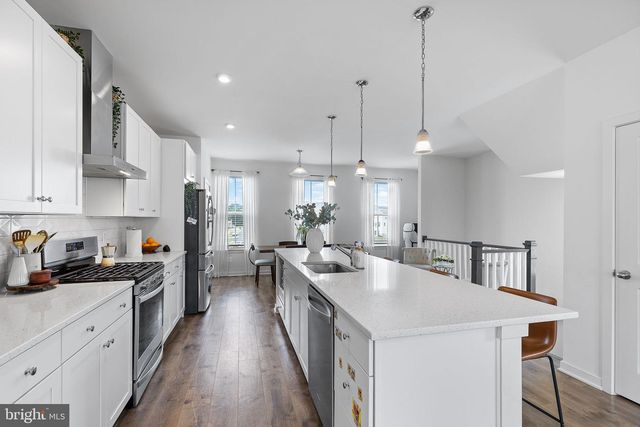 401 SNOWBERRY LN, Fredericksburg, VA 22405