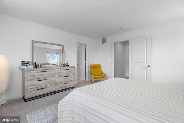 401 SNOWBERRY LN, Fredericksburg, VA 22405