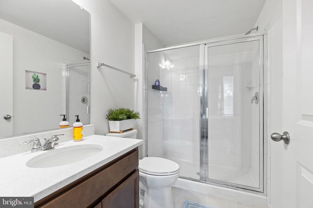401 SNOWBERRY LN, Fredericksburg, VA 22405