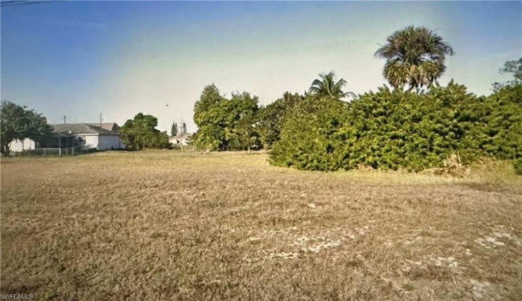 Image 1 of property listing at 2612 NE 21st PL, Cape Coral, FL 33909