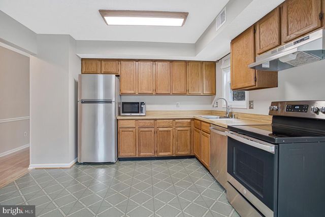 7245 RIDING HOOD CIR, Columbia, MD 21045