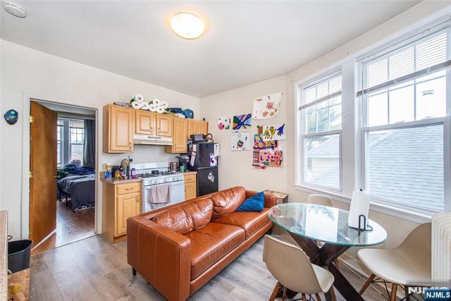 245 Lakeview Avenue 8, Clifton, NJ 07011