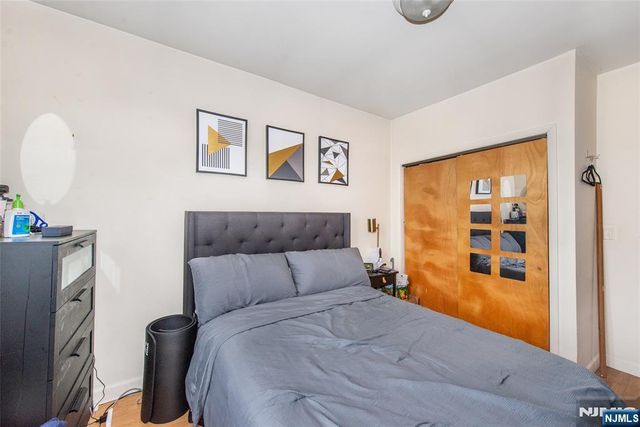 245 Lakeview Avenue 8, Clifton, NJ 07011