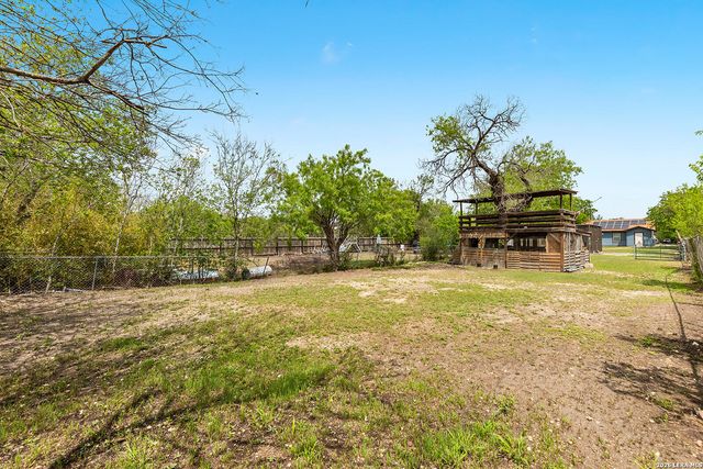 528 W Gerald, San Antonio, TX 78221