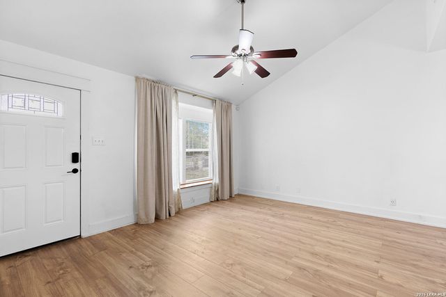 528 W Gerald, San Antonio, TX 78221