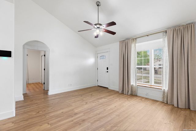 528 W Gerald, San Antonio, TX 78221