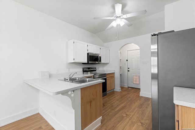 528 W Gerald, San Antonio, TX 78221