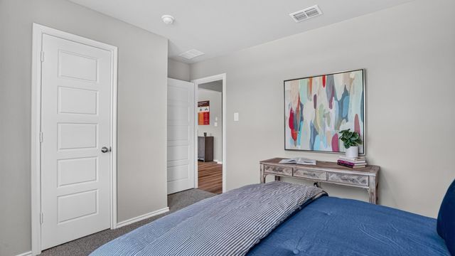 1040 BURNT RANCH Lane, Fort Worth, TX 76131