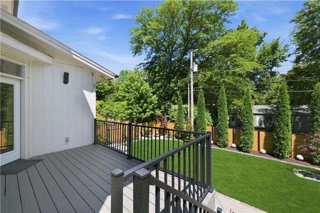5347 Lamar Avenue, Mission, KS 66202