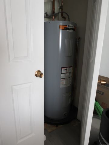 97 Highland Road 97, Stamford, CT 06902