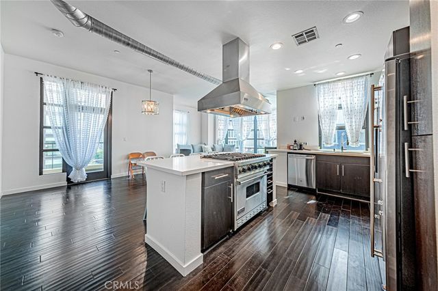 133 Promenade N 428, Long Beach, CA 90802