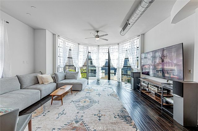 133 Promenade N 428, Long Beach, CA 90802