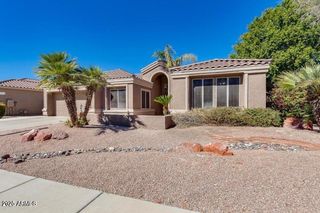 6804 W AMIGO Drive, Glendale, AZ 85308