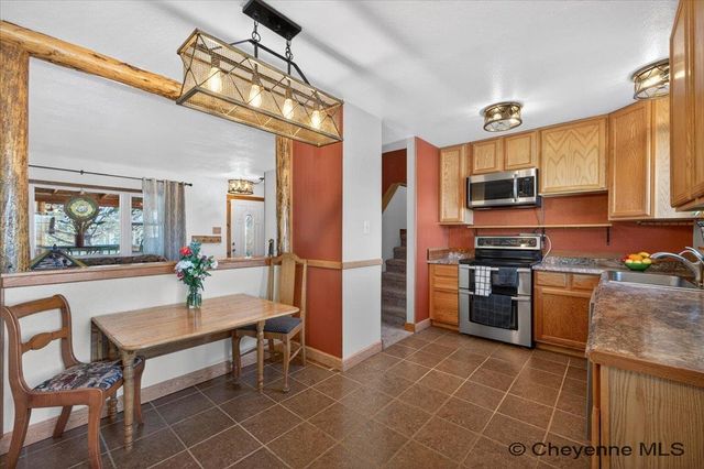 4203 EVERTON DR, Cheyenne, WY 82009